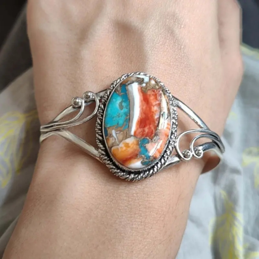 Bright Gemstone Inlay Bracelet Design